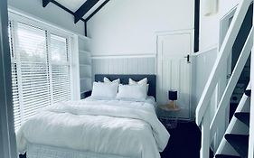 Experience Heritage, Live Modern